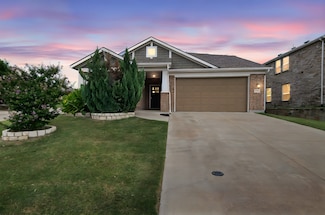 8418 Trickham Bend, Fort Worth, TX 76131