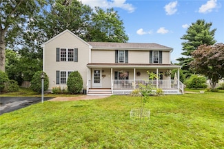 341 Columbia Ave, Warwick, RI 02888
