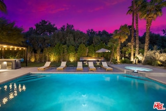 2660 N Farrell Dr, Palm Springs, CA 92262