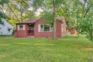2325 SW 25th Dr, Topeka, KS 66611