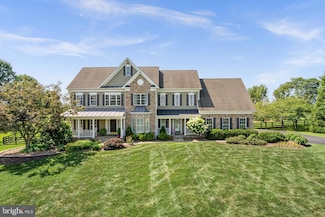 16534 Goldencrest Cir, Purcellville, VA 20132