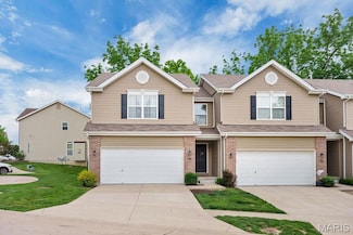 28 Loris Ln, Saint Charles, MO 63303