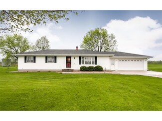 3360 54th Street Trail, Center Point, IA 52213