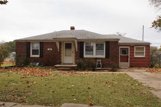 425 W 48th St N, Wichita, KS 67204