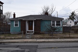 418 Andover St, Lawrence, MA 01843