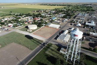 1101 S Ash St, Perryton, TX 79070
