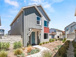 27004 Trail View Ln, Valencia, CA 91355