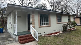 5529 Minosa Cir E, Jacksonville, FL 32209