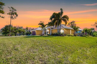 16794 E Edinburgh Dr, Loxahatchee, FL 33470