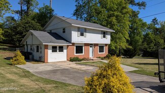 752 Forest Lake Dr S, Macon, GA 31210