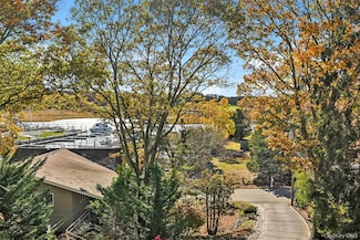 2775 W Creek Ave, Cutchogue, NY 11935