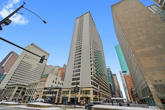 535 N Michigan Ave Unit 1907, Chicago, IL 60611
