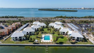 7300 Sunshine Skyway Ln S Unit 202, Saint Petersburg, FL 33711