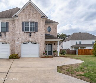 2412 Dovedale Ct Unit B, Greenville, NC 27834