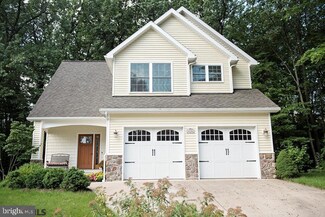 576 Melissa Ln, State College, PA 16803