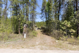 271 Deer Valley Ln, Newport, WA 99156