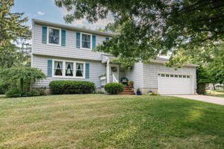 5 Brookview Dr, Oceanport, NJ 07757