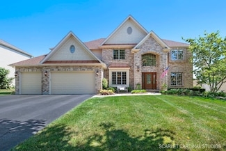 888 Edgewood Dr, Sugar Grove, IL 60554