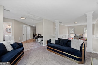 6115 Riveroak Terrace, Atlanta, GA 30349