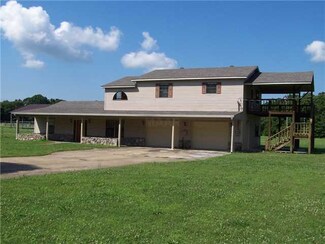 970 Chambers Store Rd, Michie, TN 38357