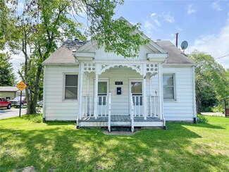 417 Saint Paul St, Columbia, IL 62236