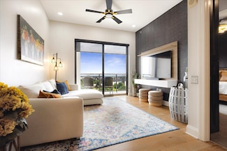 717 S Riverside Dr Unit 1104, Memphis, TN 38103