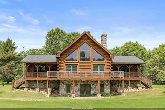 W4380 Blackhawk Ave, Redgranite, WI 54970