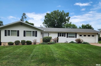 2511 Lake Dr S, Quincy, IL 62305
