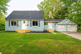 3336 Viking St, Lansing, MI 48911