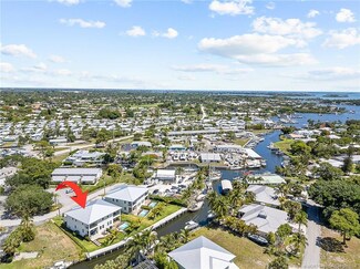 4639 SE Manatee Ln, Stuart, FL 34997