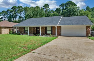10015 Trailridge Dr, Shreveport, LA 71106