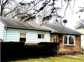 1335 E Forest Ave, Des Plaines, IL 60018