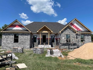 75 Emerald Ln, Greers Ferry, AR 72067
