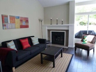 387 Stanford Ct Unit 3, Irvine, CA 92612
