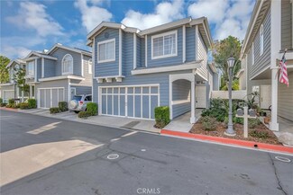 9225 Ventana Ln, North Hills, CA 91343