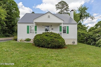 313 Lamar Ave, Clinton, TN 37716