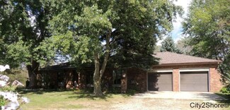 5806 64th Ave, Hudsonville, MI 49426