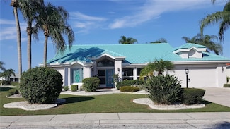 1211 Peridot Ln, Sun City Center, FL 33573