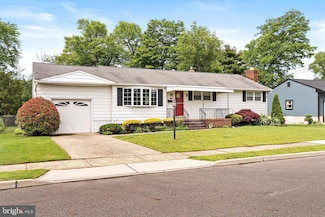 10 Whitman Rd, Trenton, NJ 08619