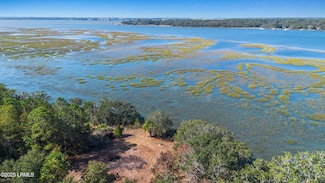 17 Earline Dr, Saint Helena Island, SC 29920
