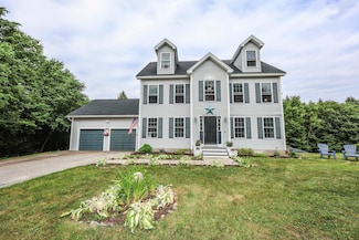 84 Holly Hill Farm Rd, Weare, NH 03281
