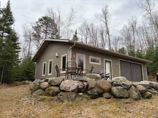 2861 Vermilion Dr, Cook, MN 55723