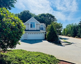 404 Fernwood Ln Unit 404, Clinton, MA 01510