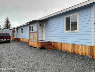 8477 Thunder Mountain Rd, Juneau, AK 99801