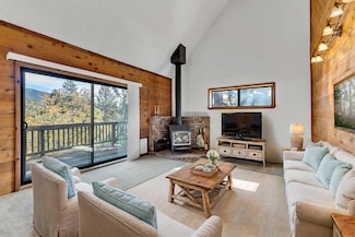 24883 Ponderosa Dr, Idyllwild-Pine Cove, CA 92549