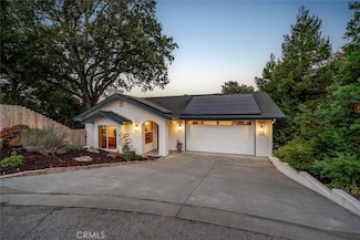 320 Apple Blossom Ln, Templeton, CA 93465
