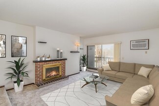 4207 Lakeside Ave N Unit 332, Brooklyn Center, MN 55429