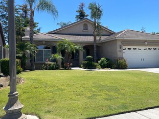12007 Roaring River Ave Unit 3, Bakersfield, CA 93311