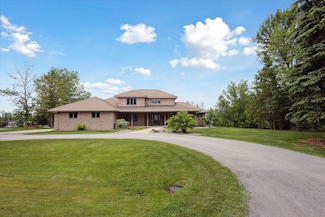 W175 Lake Sandia Dr, Krakow, WI 54137