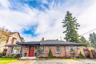 12316 5th Ave NE, Seattle, WA 98125